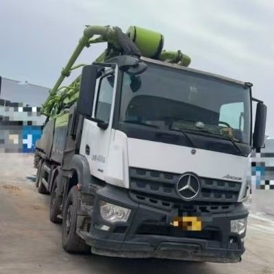 Bom preço. Caminhão de bomba de concreto usado original 2020 Zoomlion 63m com chassi Benz on-line