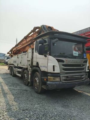 Un buon prezzo. 2013 Zoomlion pompa di cemento di seconda mano 56 metri con Scania in linea