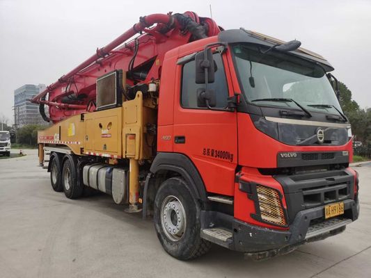 سعر جيد مضخة الخرسانة الحمراء المستخدمة من طراز ساني الأصلي 49 متر مع شاسة فولفو الانترنت