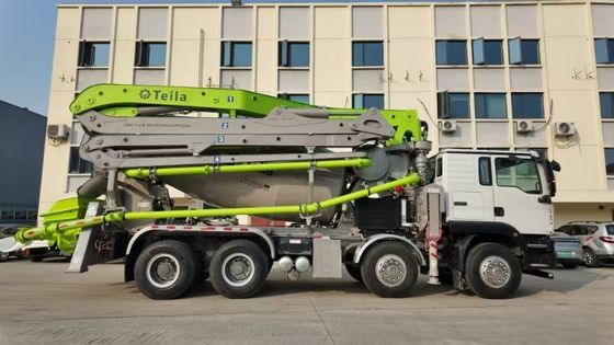Bom preço. Caminhão para mistura de betão de 28 m com bomba Teila marca 4 eixos Euro V Standard on-line