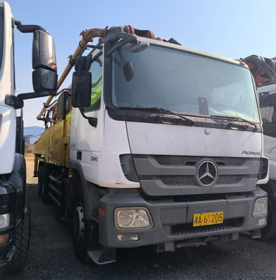 Bom preço. USO SANY 48m caminhão de bomba no chassi Mercedes Benz bomba de concreto máquina de construção on-line