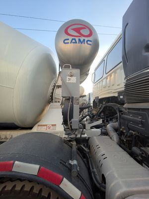 İyi bir fiyat. CAMC 8 M3 Beton Karıştırıcı Pompa Kamyonu Yüksek Kapasite 4x2 Aks çevrimiçi
