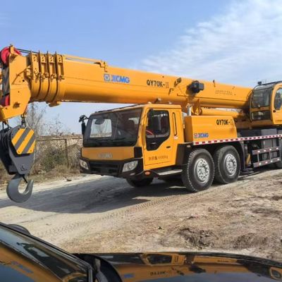 Bom preço. Cranes de camiões usados de 2011 XCMG 70t 70 toneladas Cranes de camiões renovados on-line