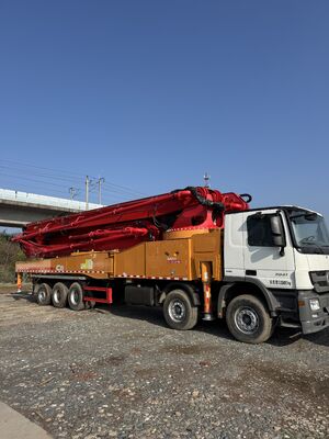 Bom preço. Usado Sany 70M 70 metros caminhão de bomba de concreto com chassi Mercedes Benz fabricado em 2018 bom preço on-line